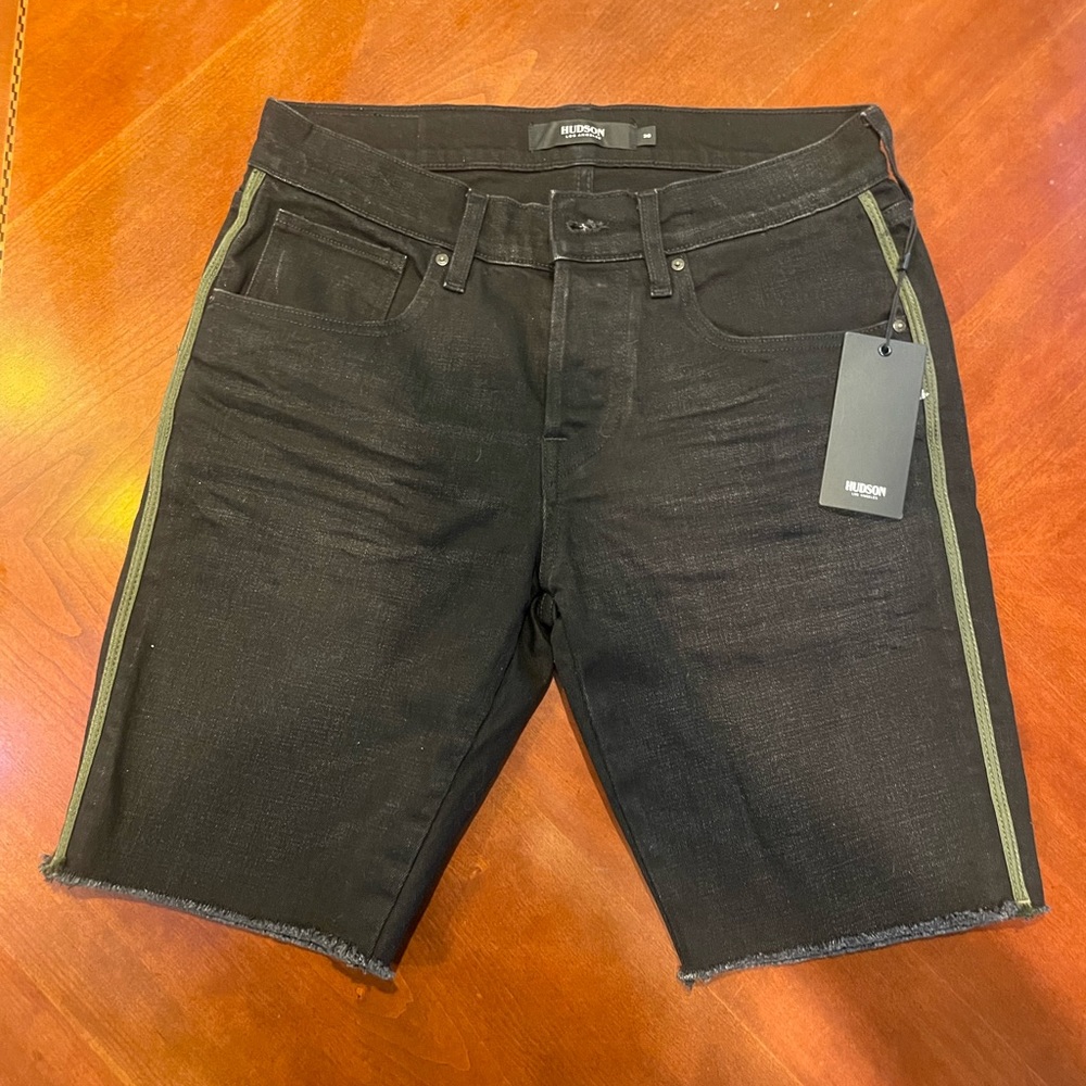 $175 NWT Hudson Jeans Men's Black With Army Green Accent Shorts Size 30